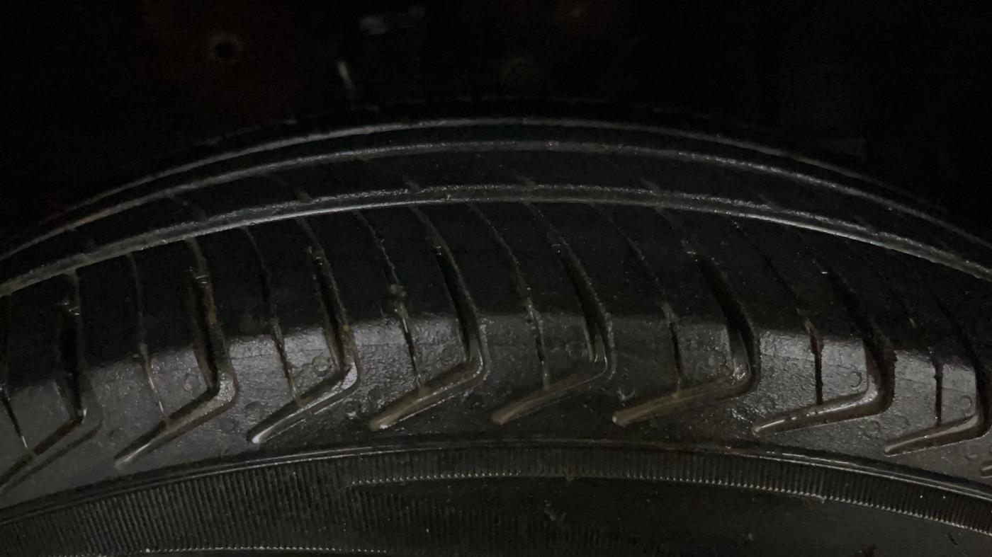 2023 Maruti New Wagon-R LXI CNG 1.0, CNG, Manual, 33,152 km, Right Front Tyre Tread