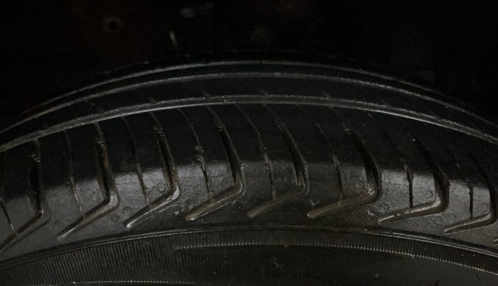 2023 Maruti New Wagon-R LXI CNG 1.0, CNG, Manual, 33,152 km, Right Front Tyre Tread