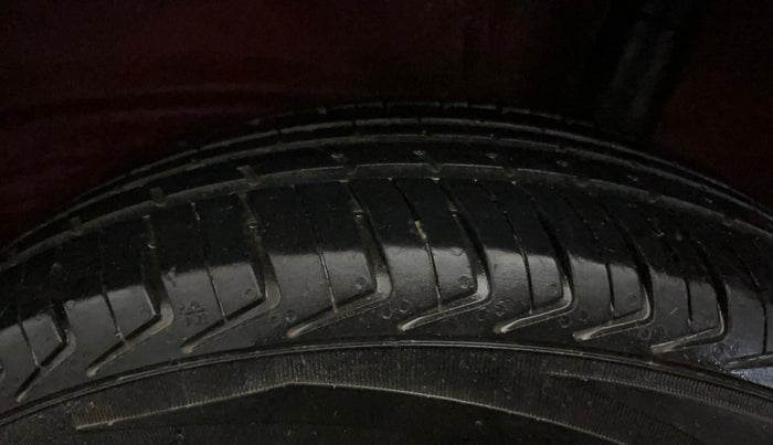 2023 Maruti New Wagon-R LXI CNG 1.0, CNG, Manual, 33,152 km, Left Rear Tyre Tread