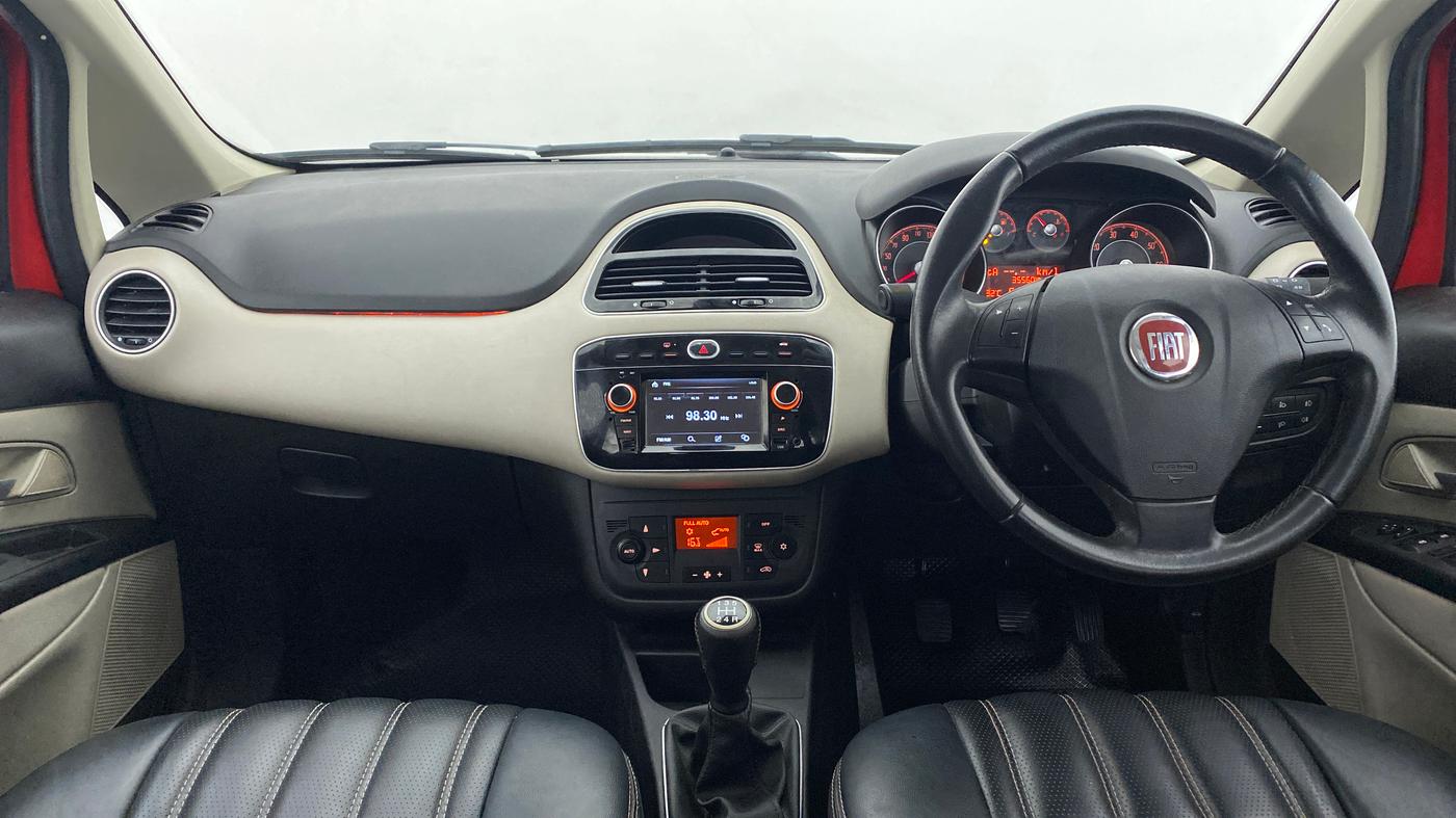 2017 Fiat URBAN CROSS EMOTION MULTIJET 1.3, Diesel, Manual, 36,220 km, Dashboard