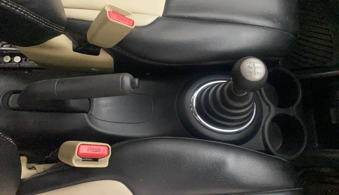 2016 Honda Amaze 1.2L I-VTEC SX, Petrol, Manual, 77,809 km, Gear Lever