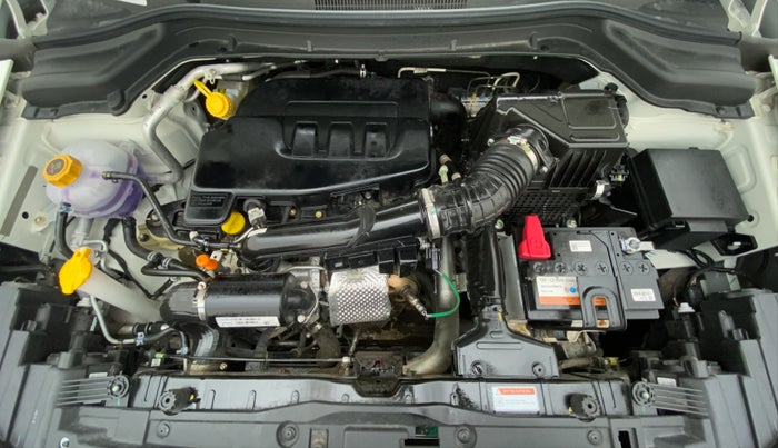 2021 Mahindra XUV300 1.2 W8 OPT, Petrol, Manual, 3,154 km, Open Bonet