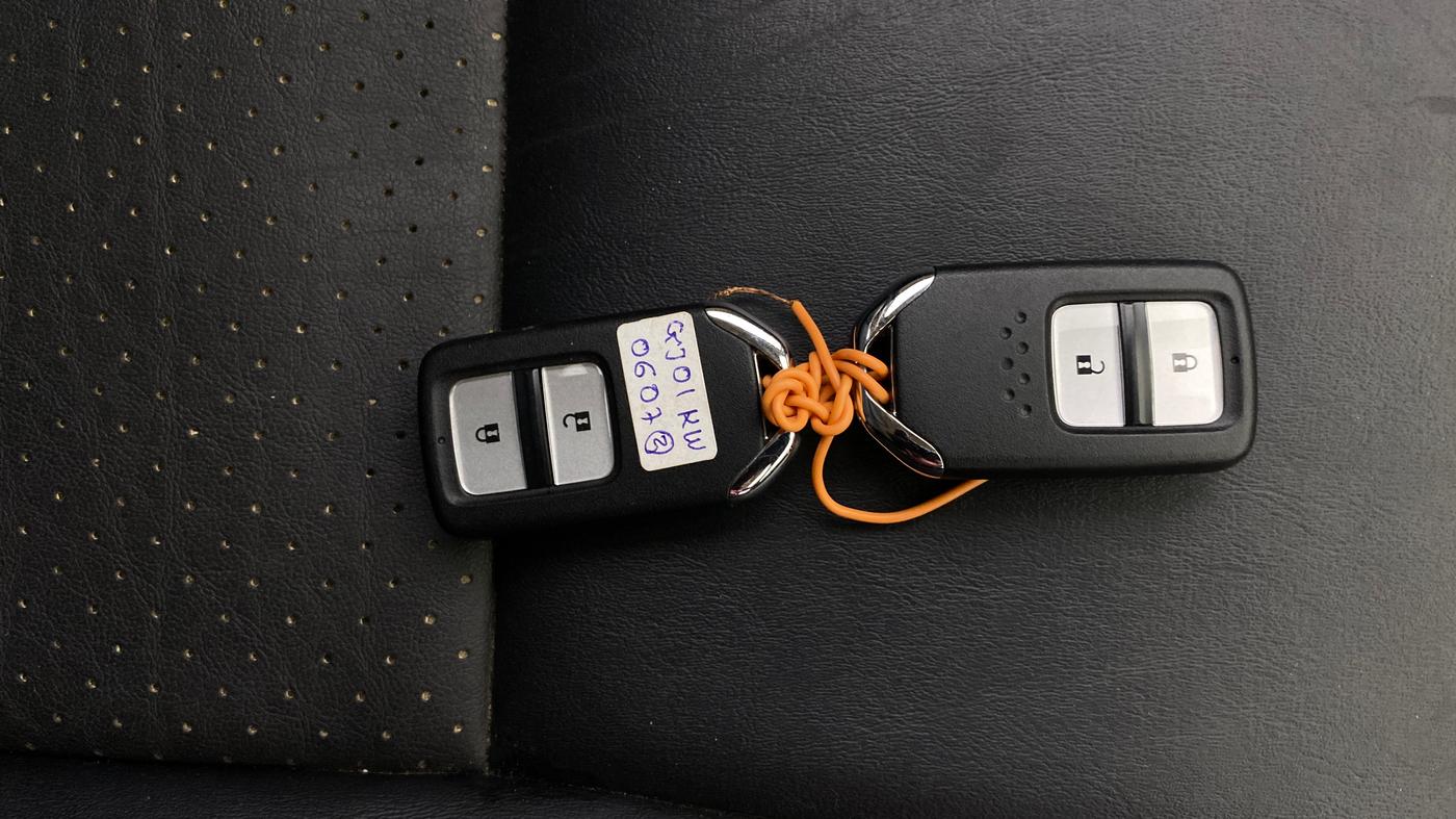 2019 Honda Jazz 1.2L I-VTEC VX CVT, Petrol, Automatic, 31,581 km, Key Close Up