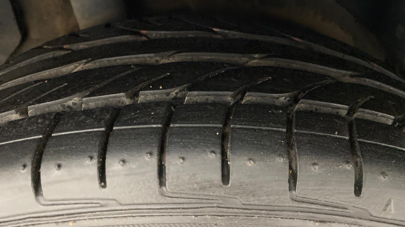 2017 Hyundai New Elantra 2.0 SX AT PETROL, Petrol, Automatic, 52,810 km, Right Rear Tyre Tread