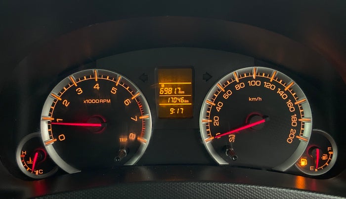 2017 Maruti Swift VXI D, Petrol, Manual, 17,149 km, Odometer Image