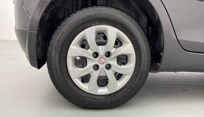 2017 Maruti Swift VXI D, Petrol, Manual, 17,149 km, Right Rear Wheel