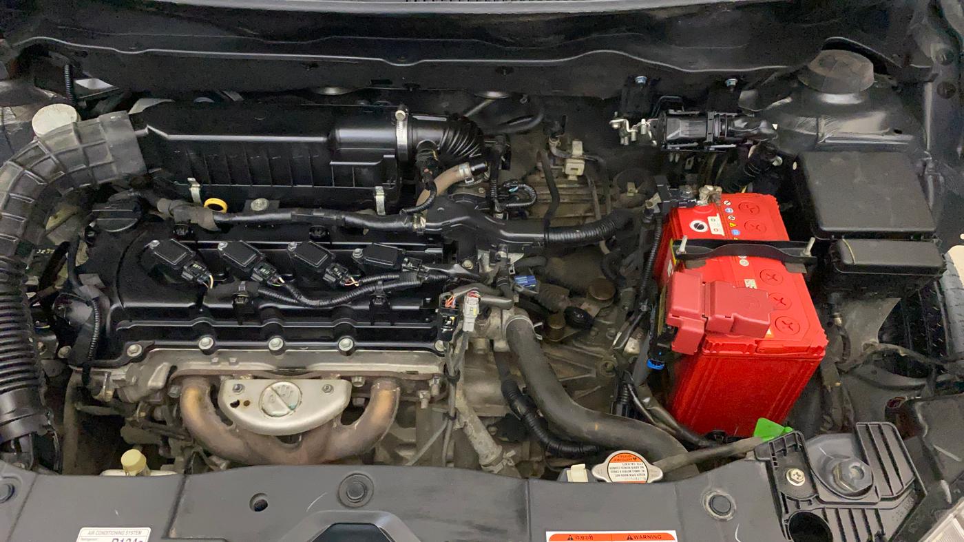 2019 Maruti XL6 ZETA MT, Petrol, Manual, 56,983 km, Engine View - Left