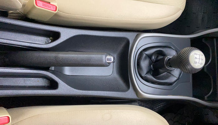 2018 Honda City 1.5L I-VTEC V MT, Petrol, Manual, 41,343 km, Gear Lever