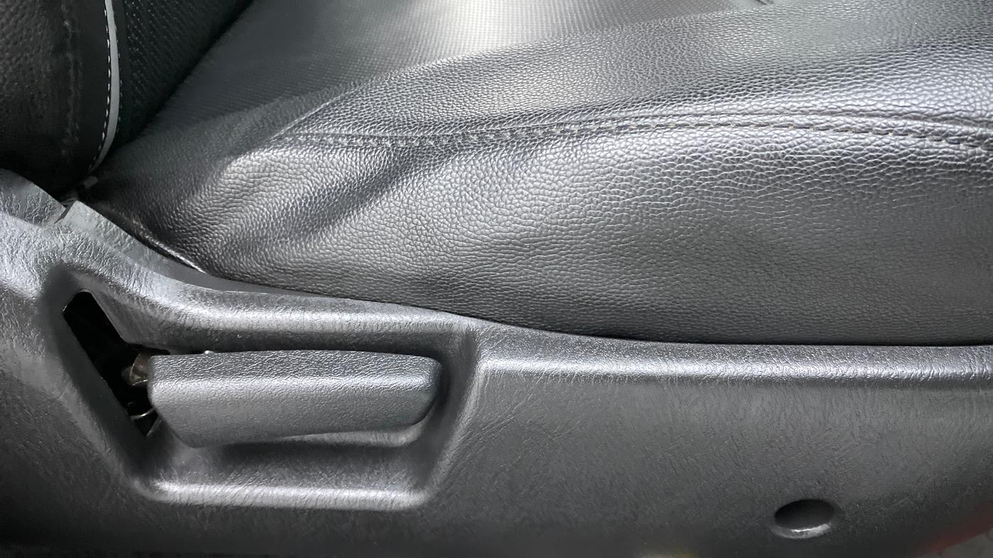 2021 Maruti Alto VXI, Petrol, Manual, 7,320 km, Driver Side Adjustment Panel