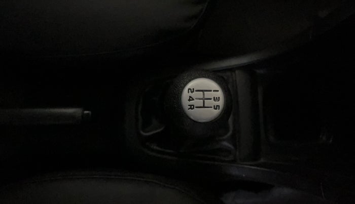 2017 Maruti Swift LXI (O), Petrol, Manual, 41,236 km, Gear Lever