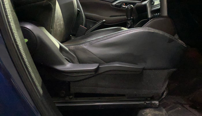 2022 Maruti Grand Vitara ALPHA SMART HYBRID, Petrol, Manual, 48,497 km, Driver Side Adjustment Panel