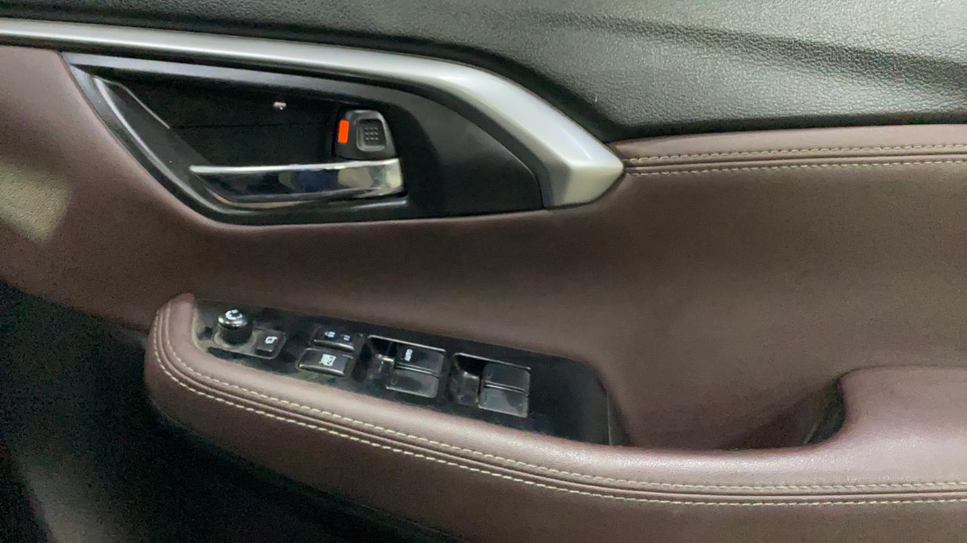 2022 Maruti Grand Vitara ALPHA SMART HYBRID, Petrol, Manual, 48,497 km, Driver Side Door Panels Control