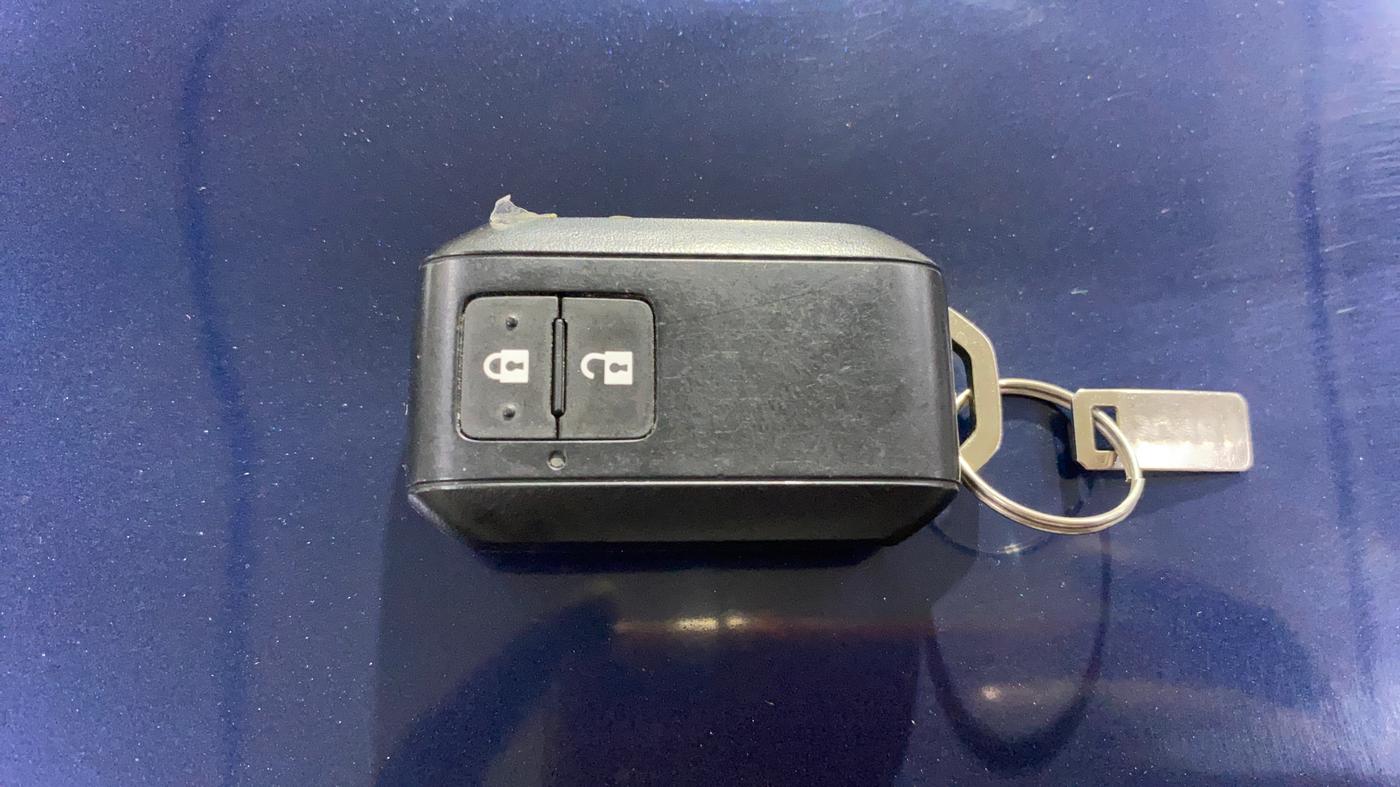 2022 Maruti Grand Vitara ALPHA SMART HYBRID, Petrol, Manual, 48,497 km, Key Close Up