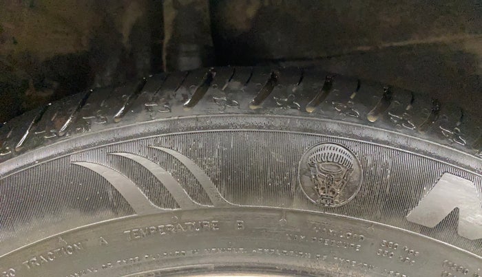 2019 Honda WR-V 1.5L I-DTEC VX MT, Diesel, Manual, 1,29,794 km, Right Rear Tyre Tread