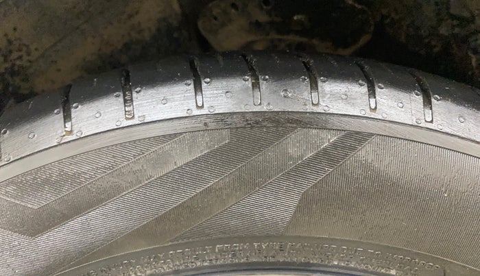 2019 Honda WR-V 1.5L I-DTEC VX MT, Diesel, Manual, 1,29,794 km, Left Front Tyre Tread