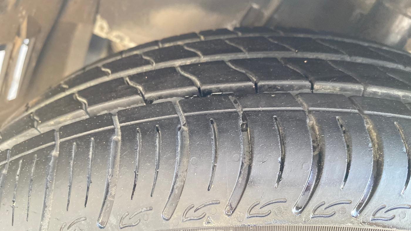 2013 Ford Figo EXI 1.4 DIESEL, Diesel, Manual, 91,497 km, Left Front Tyre Tread