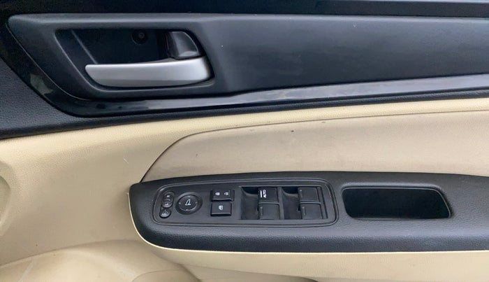 2021 Honda Amaze 1.2L I-VTEC VX CVT, Petrol, Automatic, 57,871 km, Driver Side Door Panels Control