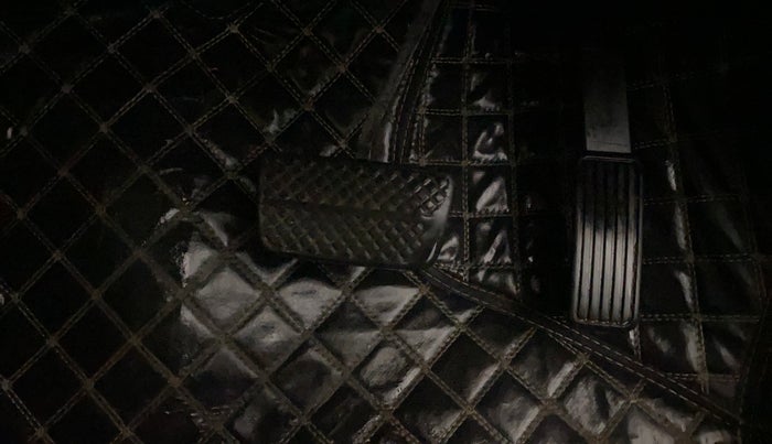 2021 Honda Amaze 1.2L I-VTEC VX CVT, Petrol, Automatic, 57,871 km, Pedals