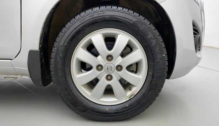 2015 Maruti Ritz ZXI, Petrol, Manual, 25,808 km, Right Front Wheel