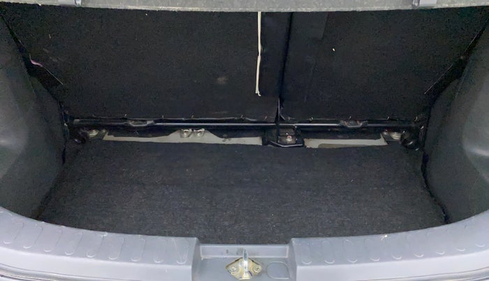 2015 Maruti Ritz ZXI, Petrol, Manual, 25,808 km, Boot Inside