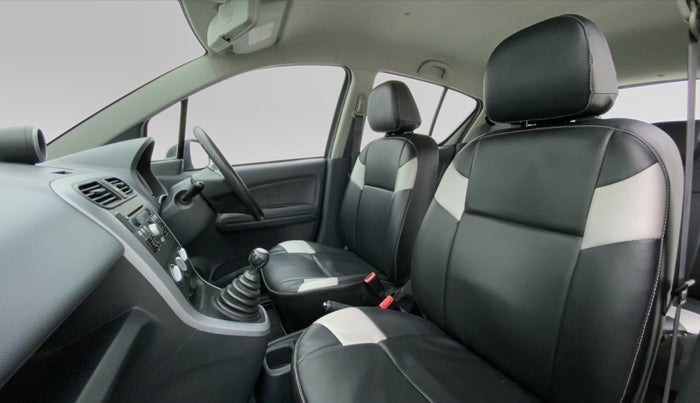 2015 Maruti Ritz ZXI, Petrol, Manual, 25,808 km, Right Side Front Door Cabin