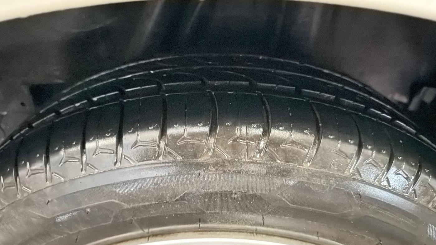 2015 Honda City 1.5L I-VTEC V MT, Petrol, Manual, 32,396 km, Left Rear Tyre Tread