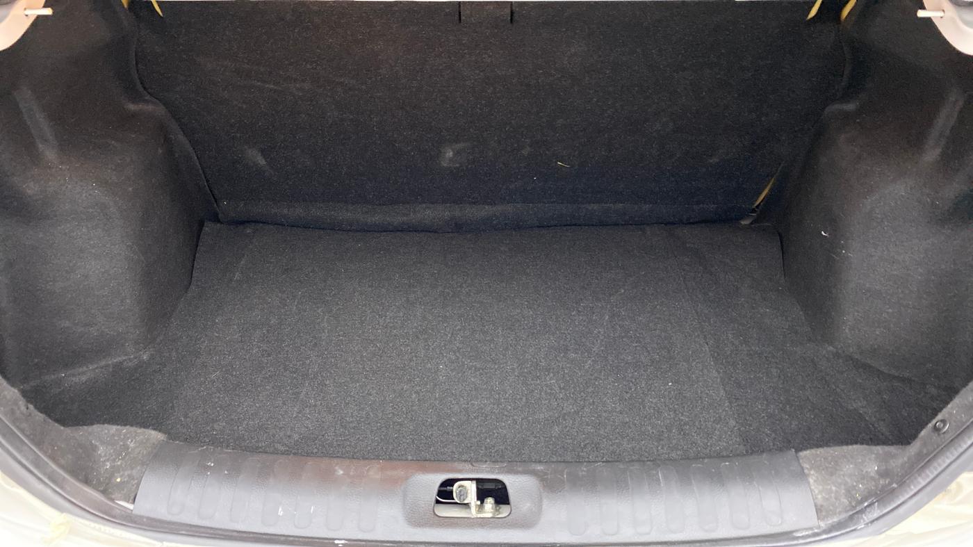 2015 Maruti Swift Dzire VXI AT, Petrol, Automatic, 19,080 km, Boot Inside