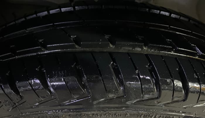 2024 Maruti Alto K10 VXI PLUS AMT, Petrol, Automatic, 1,860 km, Left Front Tyre Tread