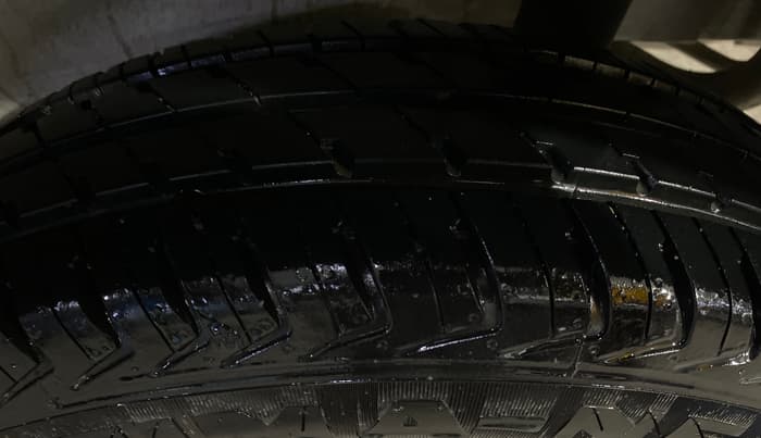 2024 Maruti Alto K10 VXI PLUS AMT, Petrol, Automatic, 1,860 km, Left Rear Tyre Tread