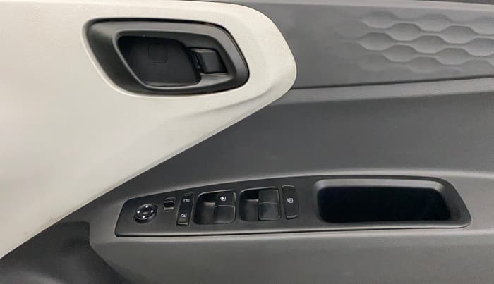 2023 Hyundai GRAND I10 NIOS MAGNA 1.2 KAPPA VTVT, Petrol, Manual, 74,931 km, Driver Side Door Panels Control