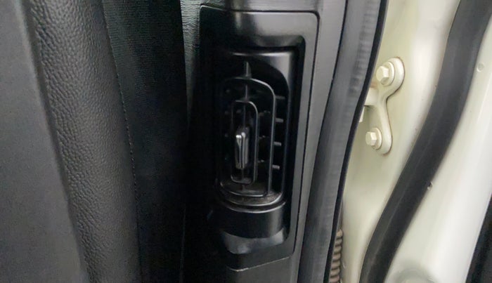 2018 Mahindra XUV500 W9, Diesel, Manual, 45,996 km, Rear AC Vents