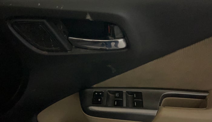 2014 Honda City 1.5L I-VTEC V MT, Petrol, Manual, 65,353 km, Driver Side Door Panels Control