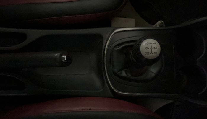 2014 Honda City 1.5L I-VTEC V MT, Petrol, Manual, 65,353 km, Gear Lever