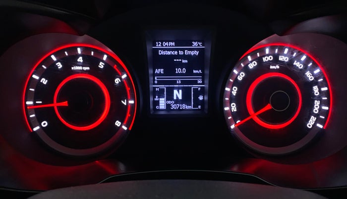 2020 Mahindra XUV300 W8 1.2 PETROL, Petrol, Manual, 30,717 km, Odometer Image