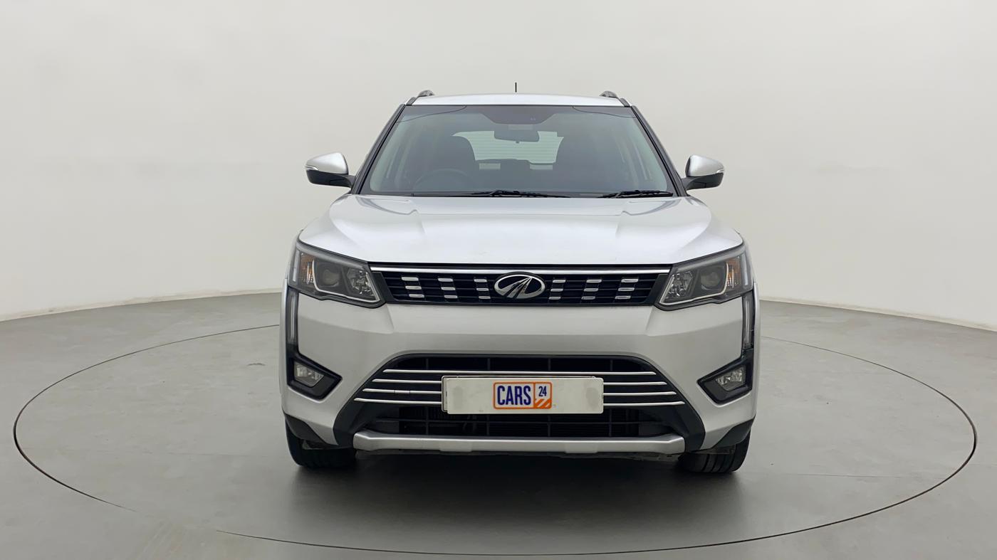 2020 Mahindra XUV300 W8 1.2 PETROL, Petrol, Manual, 30,717 km, Front