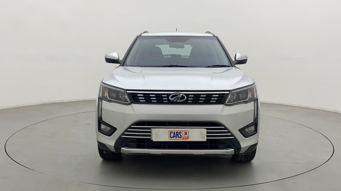 2020 Mahindra XUV300 W8 1.2 PETROL, Petrol, Manual, 30,717 km, Front