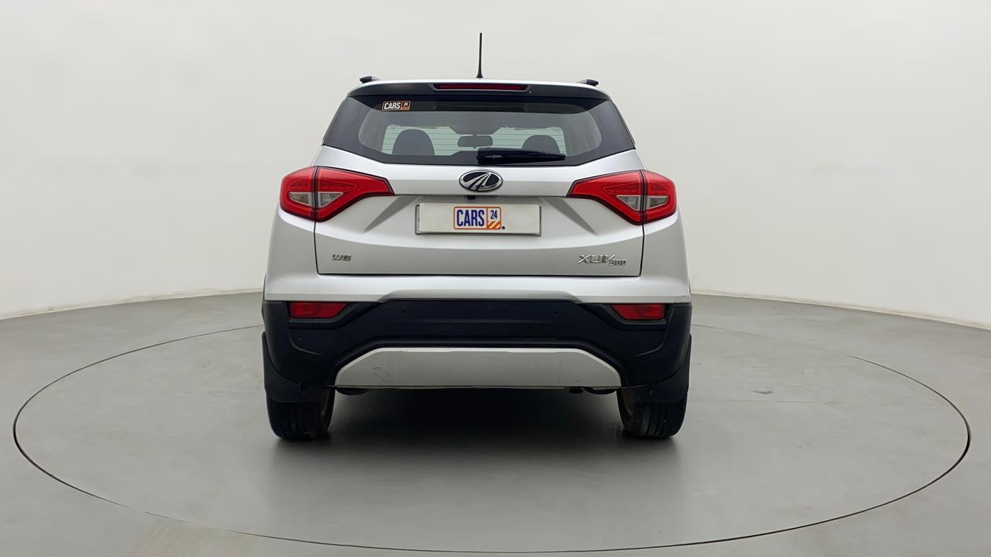 2020 Mahindra XUV300 W8 1.2 PETROL, Petrol, Manual, 30,717 km, Back/Rear