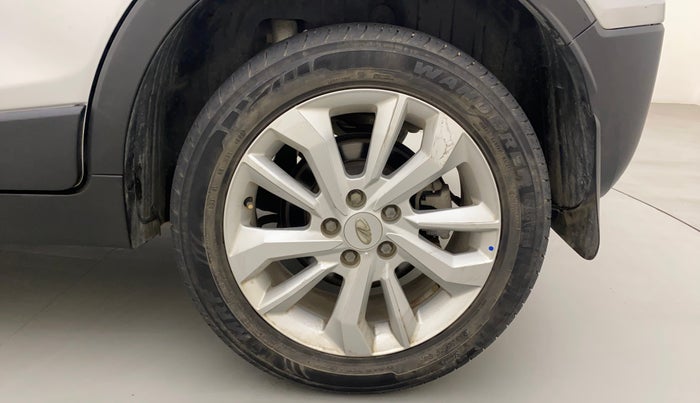 2020 Mahindra XUV300 W8 1.2 PETROL, Petrol, Manual, 30,717 km, Left Rear Wheel