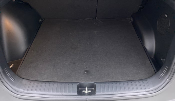 2022 Hyundai Creta SX (O) IVT KNIGHT 1.5 PETROL, Petrol, Automatic, 23,203 km, Boot Inside