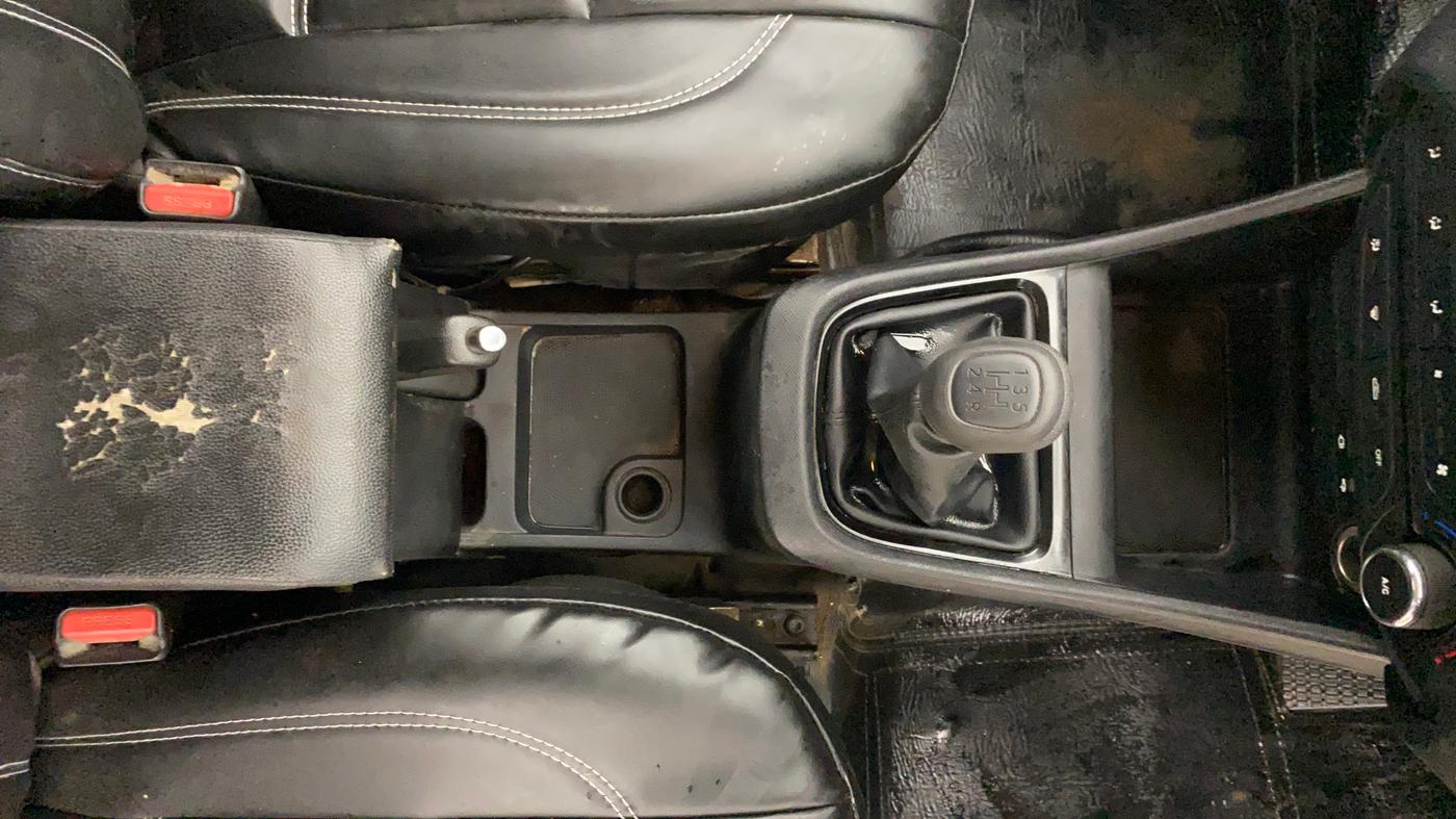 2022 Tata PUNCH ADVENTURE MT, CNG, Manual, 1,33,407 km, Gear Lever