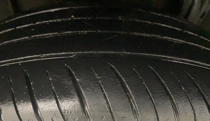 2022 Nissan MAGNITE XV PREMIUM TURBO, Petrol, Manual, 24,049 km, Right Rear Tyre Tread