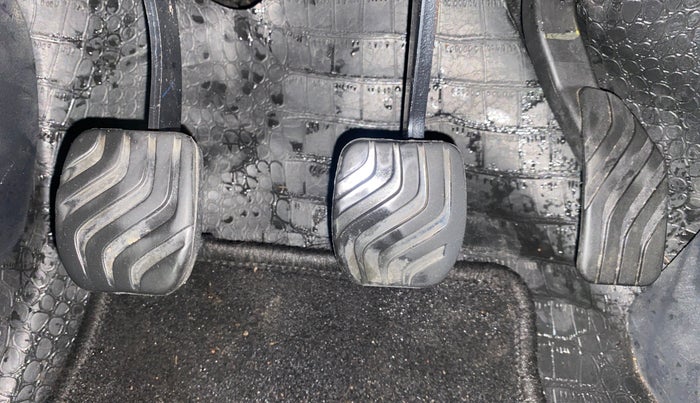 2022 Nissan MAGNITE XV PREMIUM TURBO, Petrol, Manual, 24,049 km, Pedals