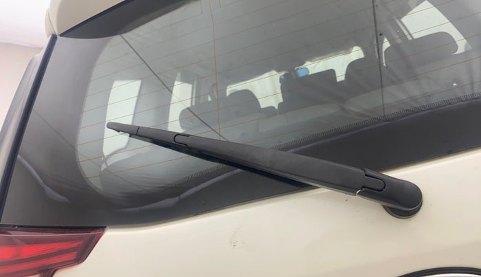 2021 Mahindra XUV500 W5, Diesel, Manual, 70,648 km, Rear Wiper