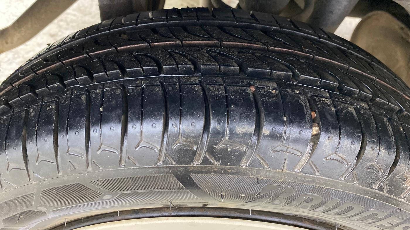 2016 Maruti Alto K10 VXI, Petrol, Manual, 14,288 km, Right Rear Tyre Tread
