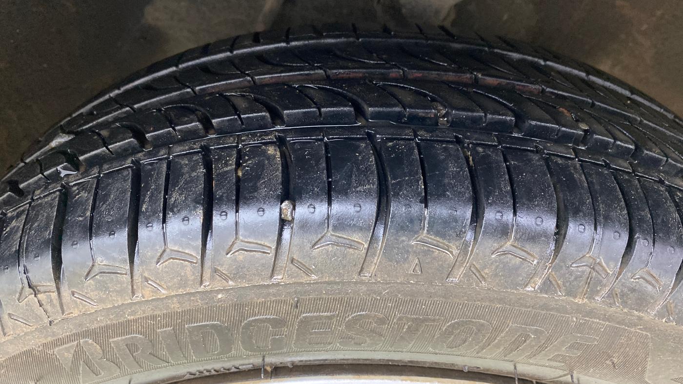 2016 Maruti Alto K10 VXI, Petrol, Manual, 14,288 km, Right Front Tyre Tread