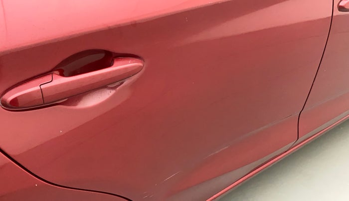 2020 Honda Amaze 1.2L I-VTEC S, Petrol, Manual, 36,305 km, Right rear door - Minor scratches