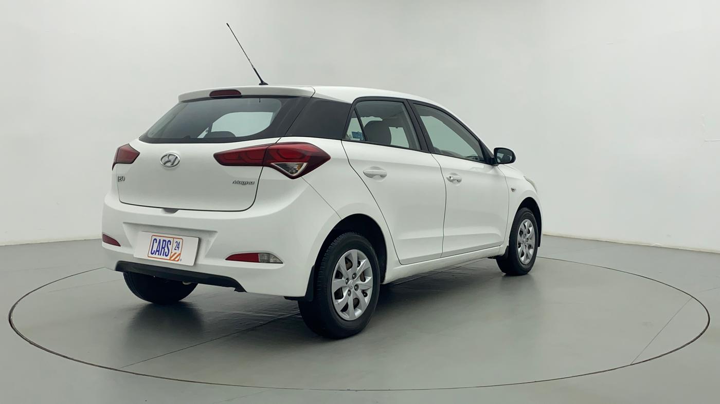 2015 Hyundai Elite i20 MAGNA 1.4 CRDI, Diesel, Manual, 78,136 km, Right Back Diagonal (45- Degree) View