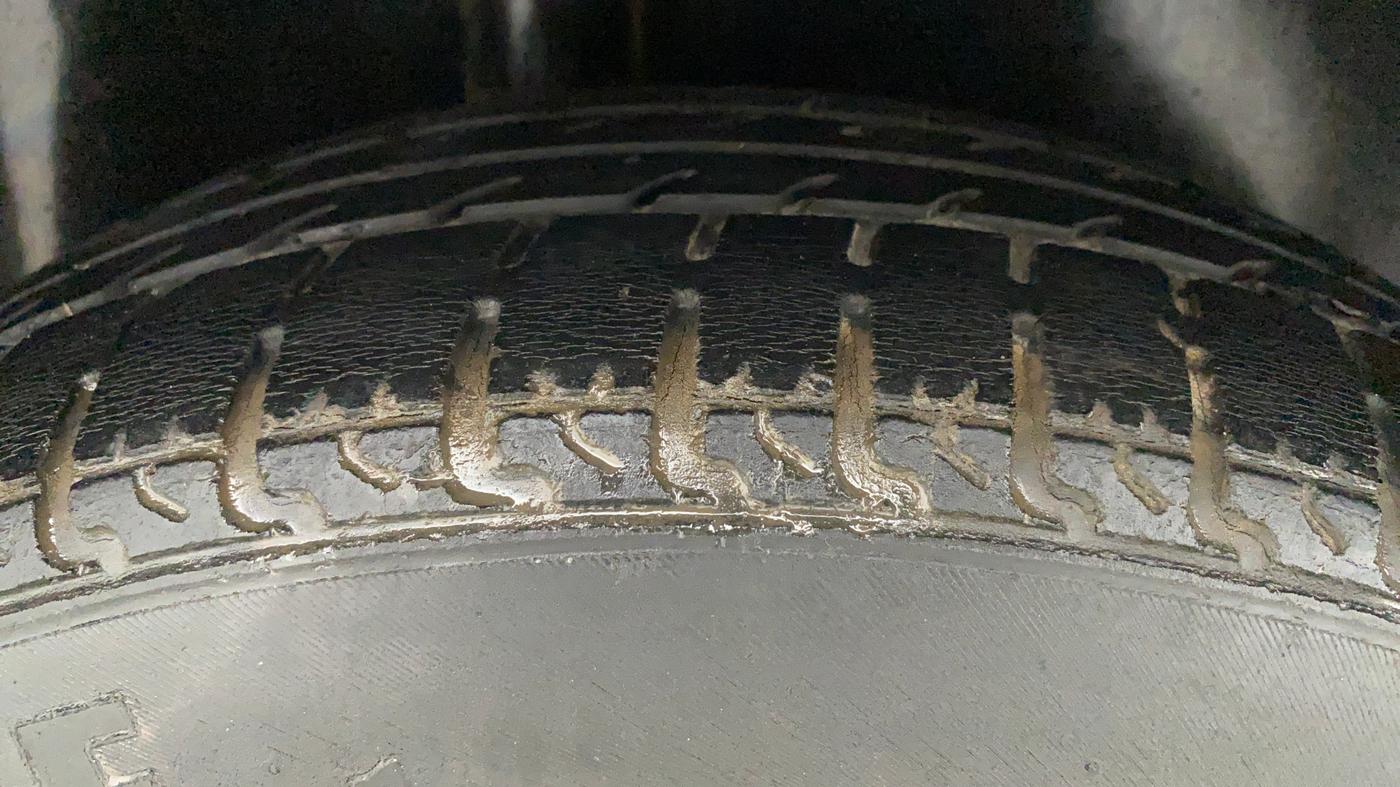 2012 Maruti Swift Dzire VXI, Petrol, Manual, 1,07,135 km, Right Rear Tyre Tread