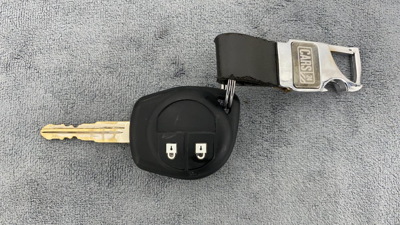 2012 Maruti Swift Dzire VXI, Petrol, Manual, 1,07,135 km, Key Close Up