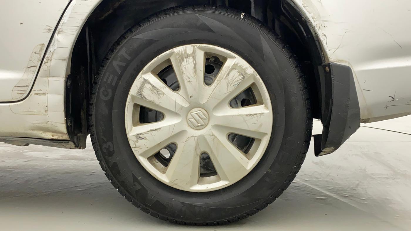 2012 Maruti Swift Dzire VXI, Petrol, Manual, 1,07,135 km, Left Rear Wheel